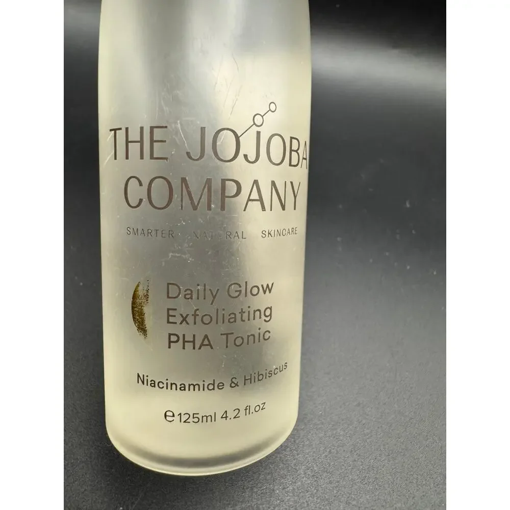The Jojoba Co. Daily Glow Exfoliating PHA Facial Tonic 4.2 Oz/125 mL NWOB
